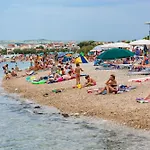 Apartment Beachfront Srima