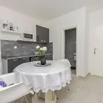 Apartment Beachfront