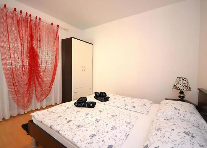 Daire Beachfront Srima