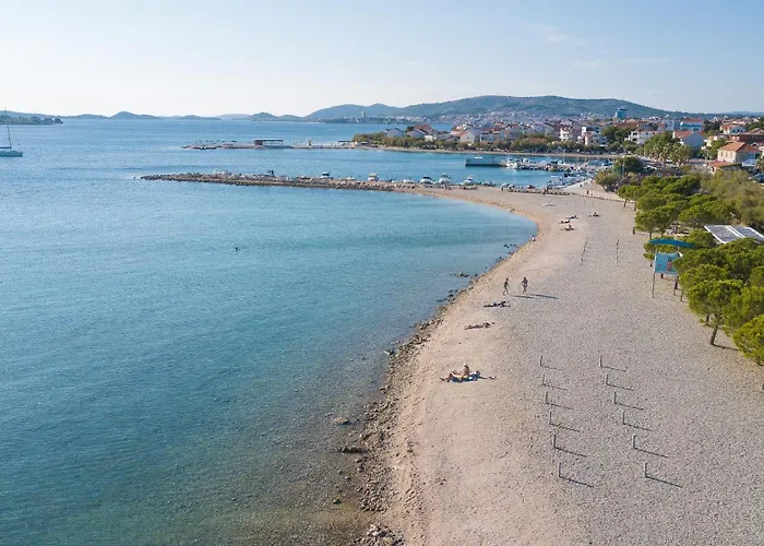 Beachfront Daire Srima